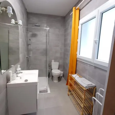 Appartement Cosy Au Coeur De La Ville D'Auch Room photo